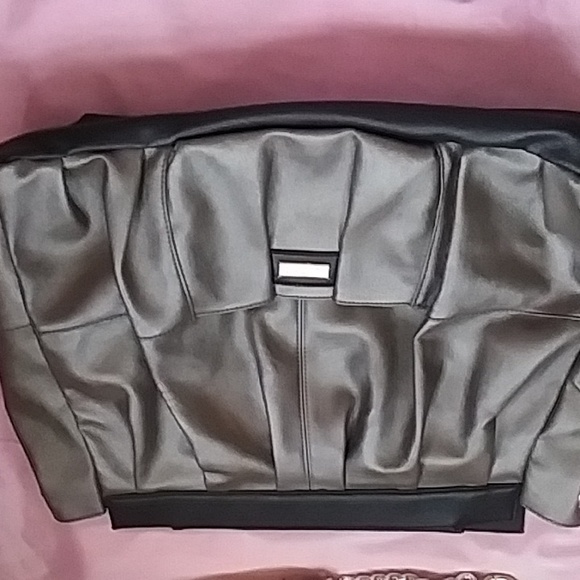 Awesome NWOT Miche Prima shell and straps. - Picture 11 of 12